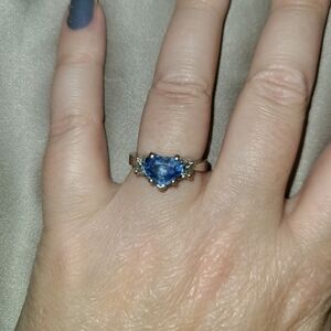 Platinum engagement ring 1.74 carat heart shaped sapphire with natural diamonds